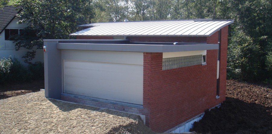 Toiture courbe en zinc et toit plat en EPDM à Neupré